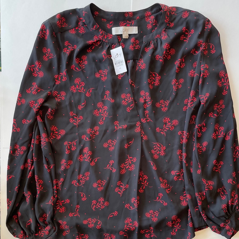 NWT Loft black and floral red spilt neck top, size medium